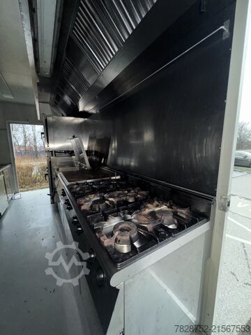 Hűtőfurgon IVECO 72-210