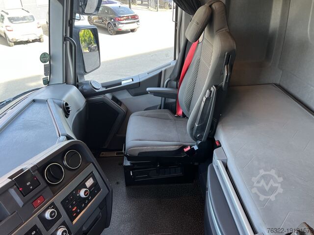 Standaard trekker Renault T 480 HIGH SLEEPER / RETARDER / STANDKACHEL / A...