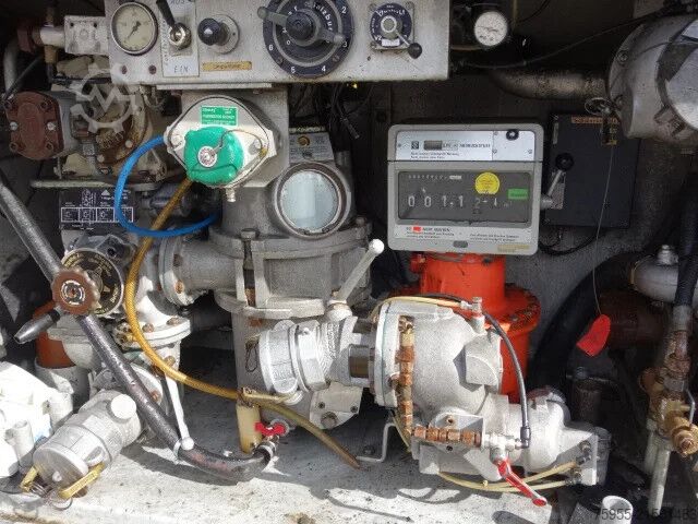 Tankvogn Scania 113-320 13,000liter fueltank