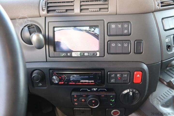 Box body DAF CF 410 Bak+Klep Dhollandia 2.000 kg Slaapcabine