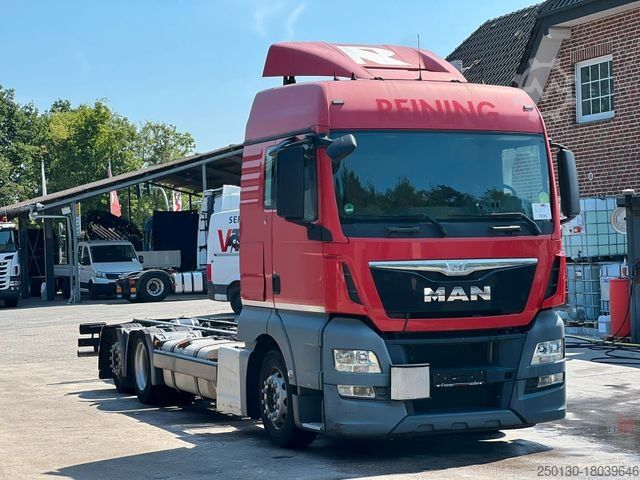 Chasis de camión MAN TGX 24.400 6x2 Euro 6 Fahrgestell