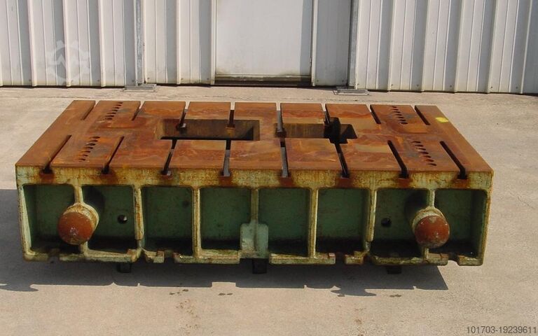 Gegoten bed Taque fonte rainurée - Floor Plate 2410 x 1500 x 550 mm - No 1