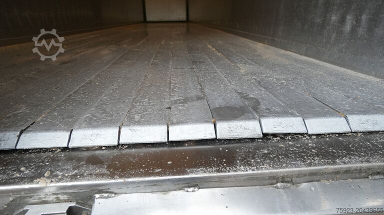 Vloer verplaatsen Kraker 3 AXLE WALKING FLOOR TRAILER