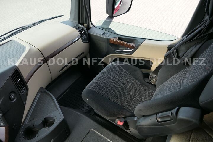 Skříňový nákladní automobil MERCEDES-BENZ Actros 1842L Koffer Vollluft LBW Euro 6