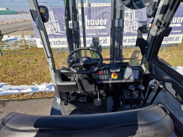 Elektrisk 4 -hjulig gaffeltruck Baoli KBE 25 G1