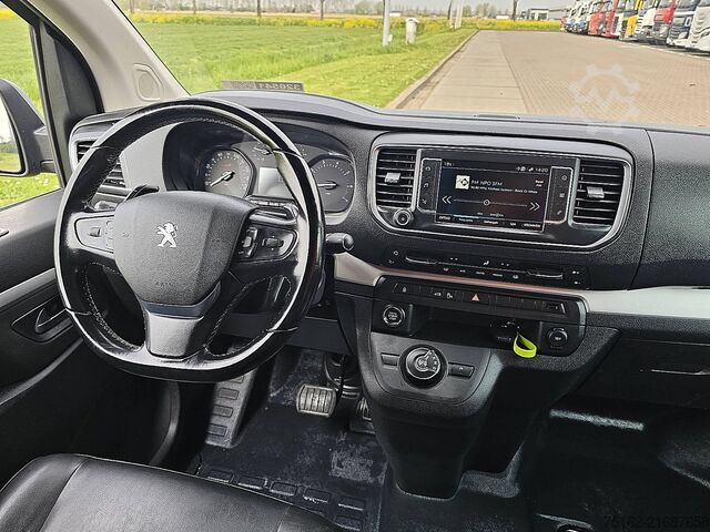 Kombi s vysokou střechou PEUGEOT EXPERT 2.0 L2 177Pk Automaat!