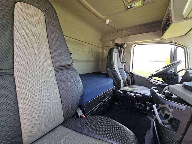 Standard-SZM VOLVO FH 500 FH5 6X2 STEERED PTO