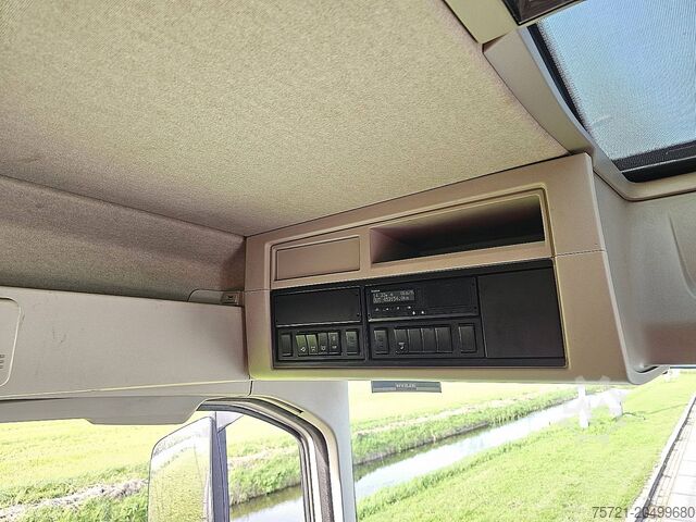 Standard-SZM VOLVO FH 500 6X2 STEERED PTO+HYDR