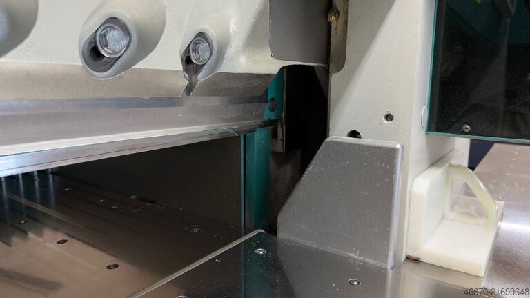 Guillotine cutter cutting line Perfecta 115 HTVC mit Peripherie