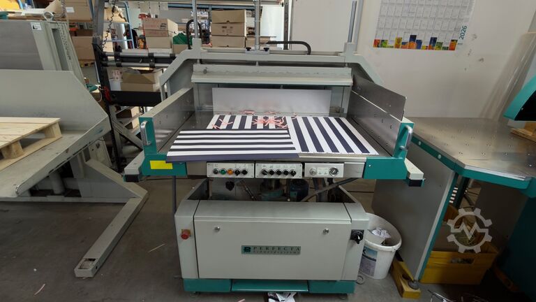 Guillotine cutter cutting line Perfecta 115 HTVC mit Peripherie