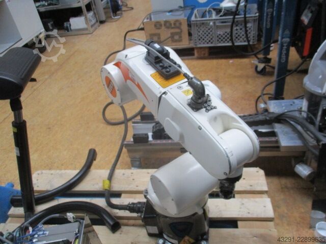  KUKA KRC2sr+KCP2+KR5 sixx R850