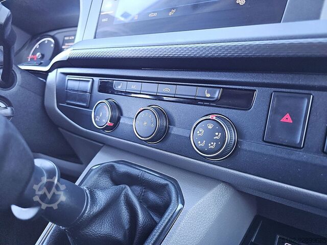 Bestelauto VW TRANSPORTER 2.0 TDI L2H1 Navi Trekhaak!