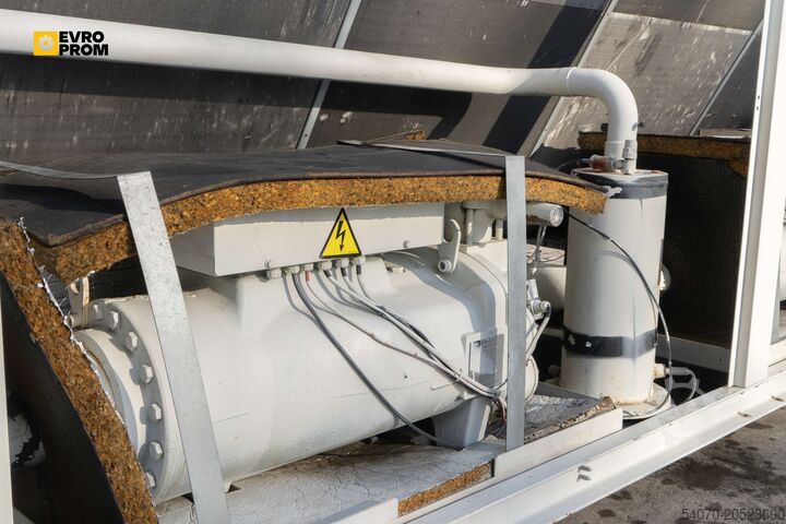 Refrigerador Used Aircooled chiller TRANE RTAD125 447.2 KW. 2006 yom