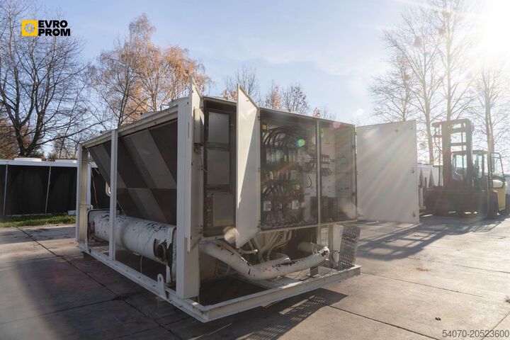 Refrigerador Used Aircooled chiller TRANE RTAD125 447.2 KW. 2006 yom