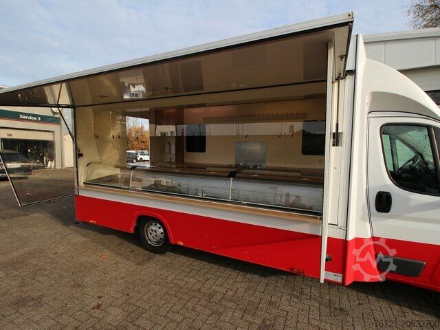 Özelleştirilmiş panelvan Fiat Ducato Verkaufsfahrzeug SEICO Fleischer-Metzger