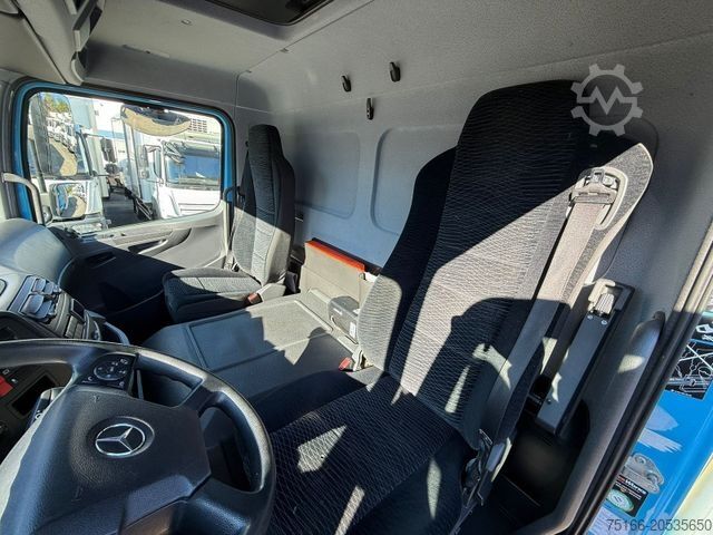 Ψυγείο φορτηγό MERCEDES-BENZ ATEGO 1524 L Kühlkoffer 6,30 m LBW 1 T*NL 7,8 T