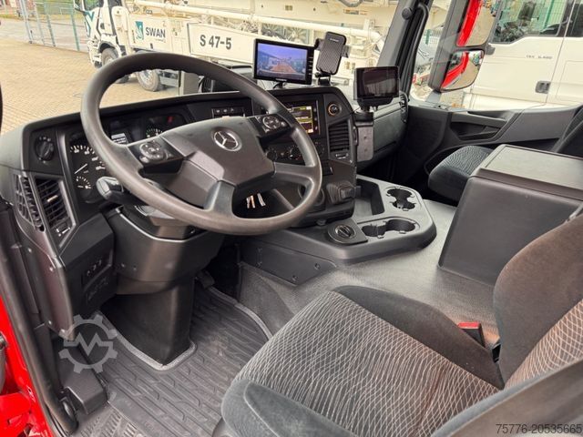 Τρίπλευρο ανατρεπόμενο φορτηγό MERCEDES-BENZ 3246 K Actros 8x4 Meiller Bordmatik