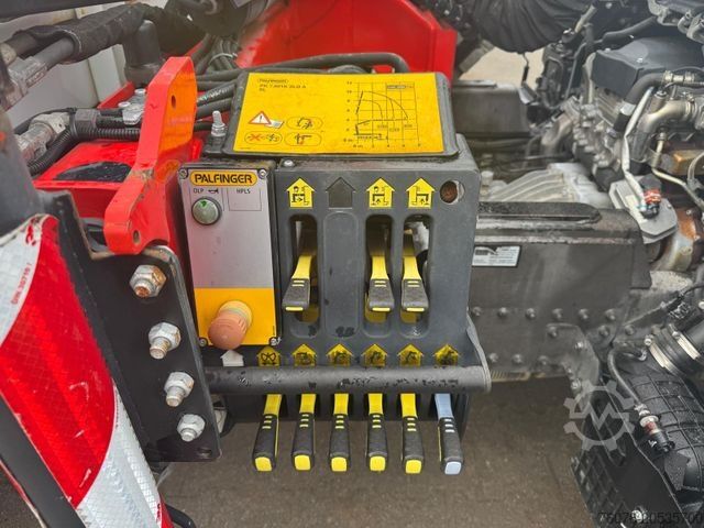 Τριαξονικό ανατρεπτικό βαν FUSO 7 C 18 Kipper Kran Palfinger PK 7000 Greifer