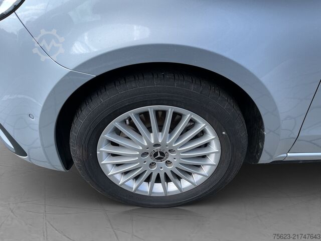 Minibusz Mercedes-Benz V 220 d STYLE LED AHK Lenkradh. Distr.