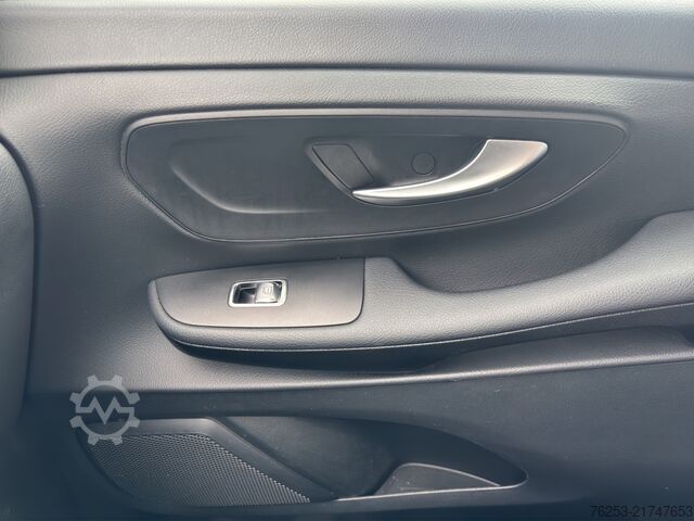 Minibus Mercedes-Benz V 220 d RISE Kompakt AUT Facelift Navi