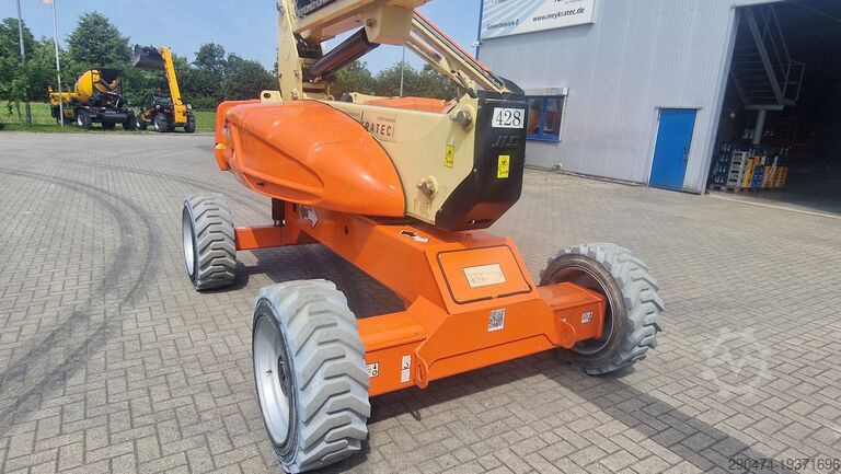 Gelenk-Teleskopbühne JLG 660SJ