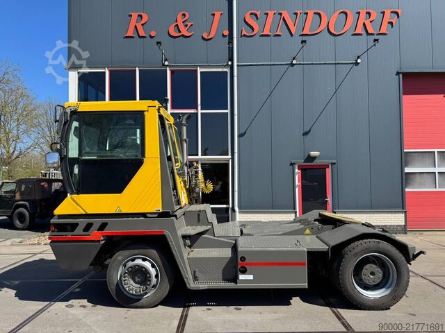 Terminal tractor Terberg TT222