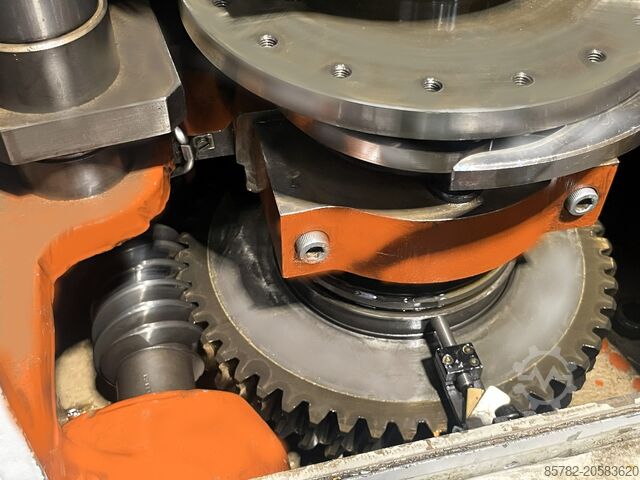 Fler-spindlig maskin MORI-SAY 8/42 AC