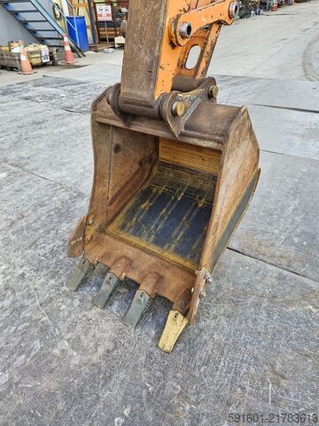 Guseničarski bager DOOSAN DX80R
