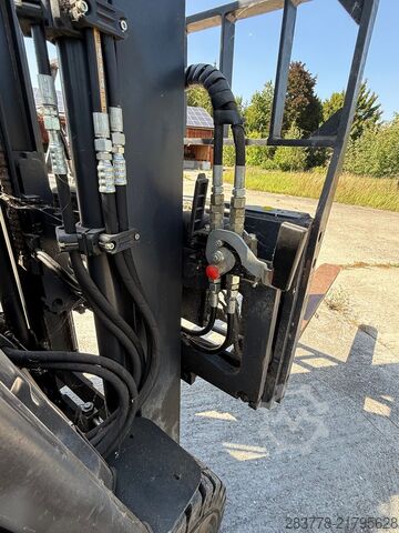 Targonca Linde E25