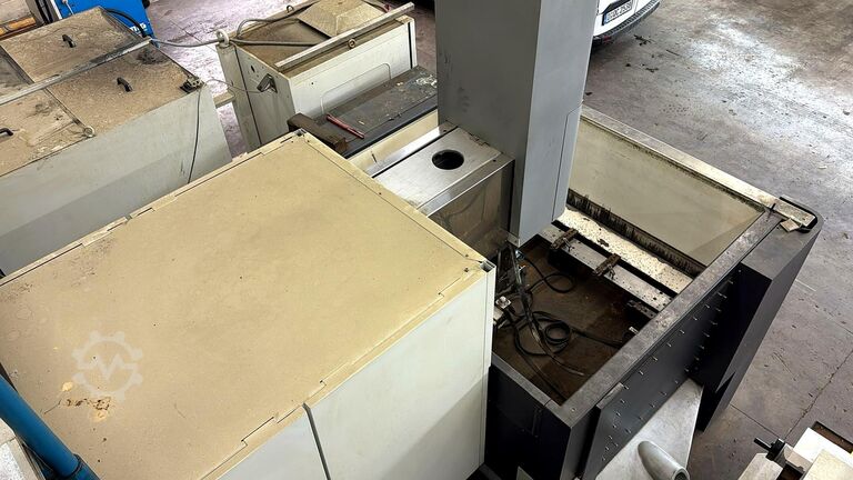 Máquina de electroerosión por penetración ONA AX 10