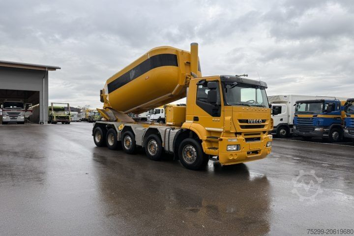 Autocamion cu destinație specială Iveco 410T50-5 Trakker Moser 20m³ / Swiss-Vehicle