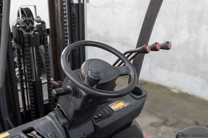 Gabelstapler Manitou MI 25 D