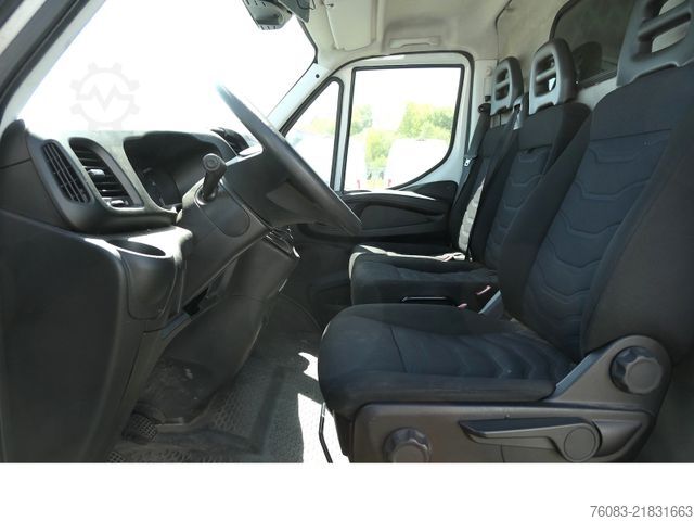 Dodávka s vysokou střechou IVECO Daily35-160 L2H2 Klimaautomatik PDC