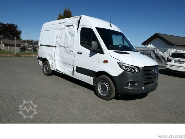 Dodávka s vysokou střechou MERCEDES-BENZ Sprinter 317 CDI L2H2 Klima Navi 9G-Tronik MOPF