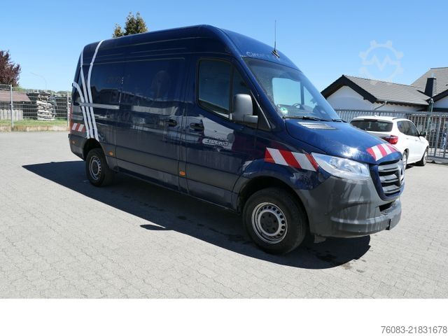 Dodávka s vysokou střechou MERCEDES-BENZ Sprinter 317 CDI L2H2 Klima Kamera Navi AHK2,8t