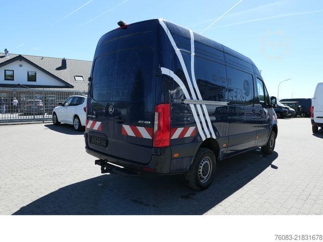 Dodávka s vysokou střechou MERCEDES-BENZ Sprinter 317 CDI L2H2 Klima Kamera Navi AHK2,8t