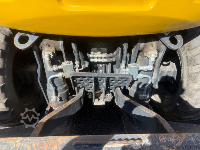 Excavadora móvil KOMATSU PW 98 MR-10 / gepflegt / 1600 Bh / inkl. GRL+TL