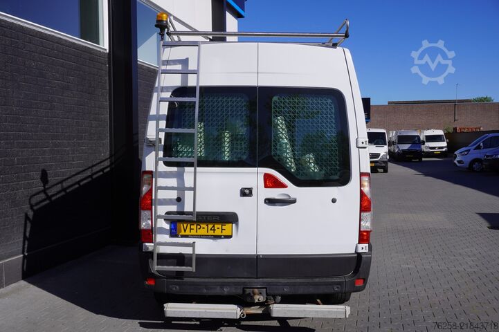 Dobozos furgon Renault Master 2.3 dCi 135PK L2H2 EURO 6 - Airco - Crui...