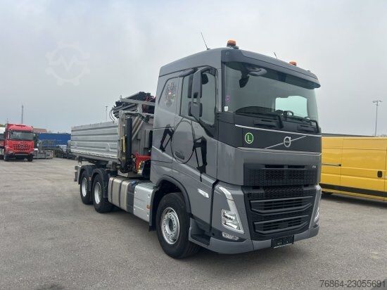 Driezijdige kipper VOLVO FH 500 6X4 3-SEITEN KIPPER KRAN  MFCT HAMA KIPPER, PALFINGER PK 22000 RETARDER