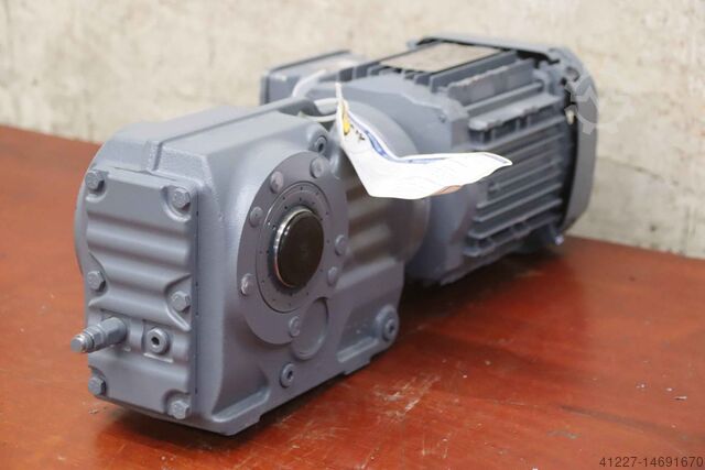 Motorreductor 0,55 kW 24 rpm SEW-Eurodrive KA37 DRN80M4/RS/TF/AL