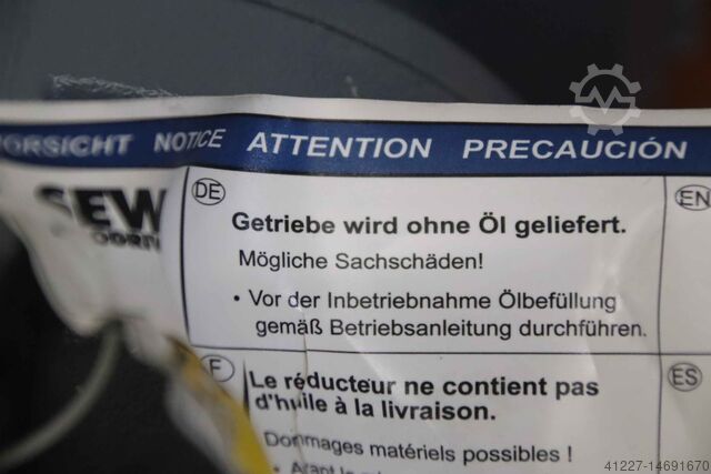 Motorreductor 0,55 kW 24 rpm SEW-Eurodrive KA37 DRN80M4/RS/TF/AL