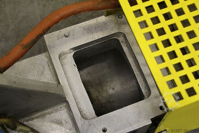 Kenar bantlama için ısıtma kabı ENA 4-060-15-0600