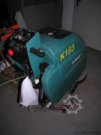 Veegmachine TENNANT 5300 T