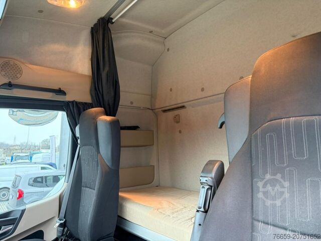 Standart çekici ünitesi MERCEDES-BENZ Actros 1845 LS