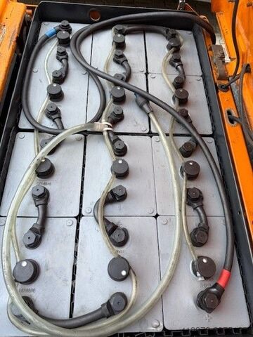 Electric 3-wheel forklift Still R50-15