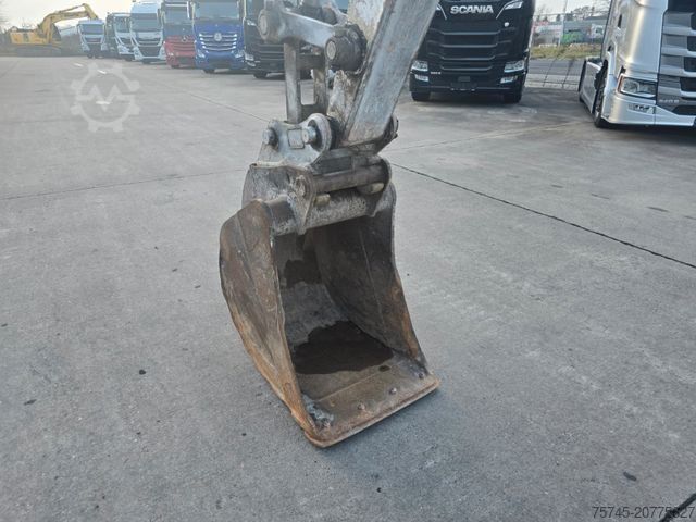 Mini excavator BOBCAT E85 * 3.100 h* 3 x Löffel * 1. Hand * Klima *