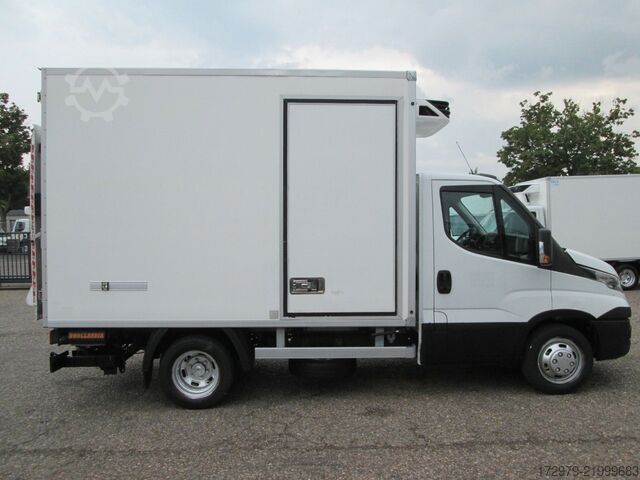 Ψυγειοφόρο βαν IVECO 35 C13*Carrier Kühlkoffer*LBW*