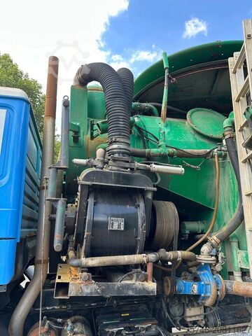 MAN 26.403 F2000 Silent 6x2 Kanalreiniger Saug - un...