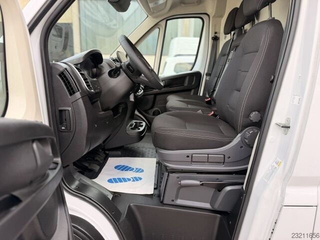 Furgon blaszak Peugeot Boxer 35 L4H2 140 Klima KameraTempo Navi