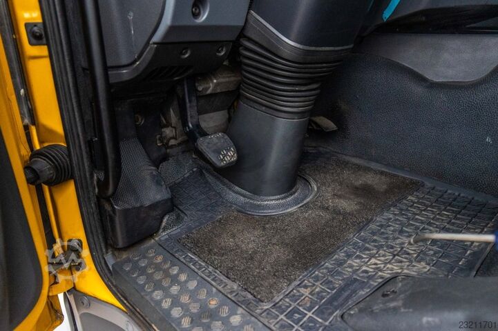 MERCEDES AXOR 1829 L + DHOLLANDIA 3T. Mercedes-Benz AXOR 1829 L+DHOLLANDIA 3T.